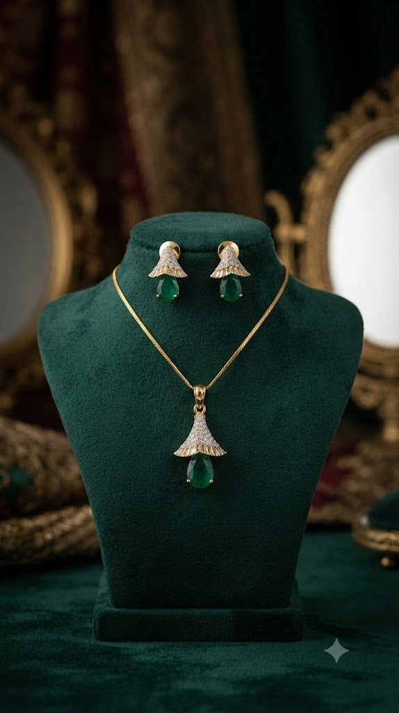Emerald Elegance: The Royal Cascade Pendant Set
