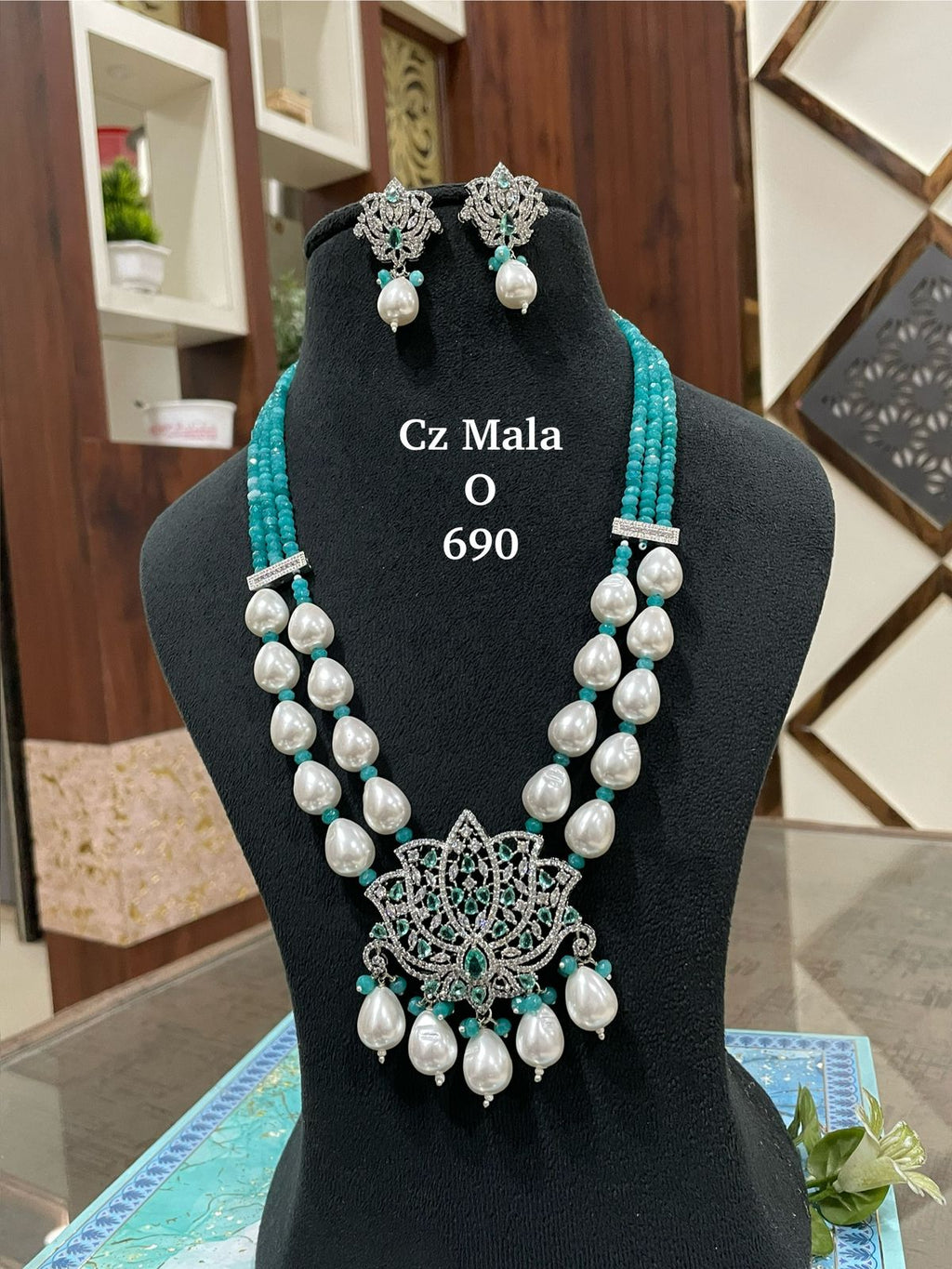 Lotus CZ Pendant Turquoise Onyx & Shell Pearl Mala Set - 22 Inch - AAA Quality