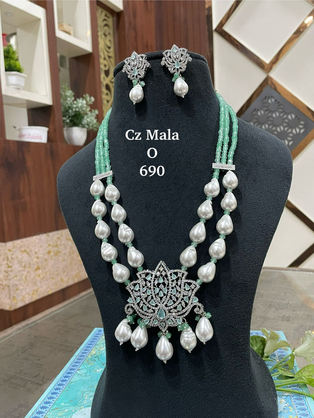 Lotus CZ Pendant Mint Green Onyx & Shell Pearl Mala Set - 22 Inch - AAA Quality