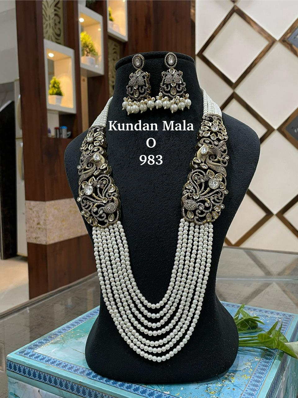 Ivory Pearl Kundan Mala Set