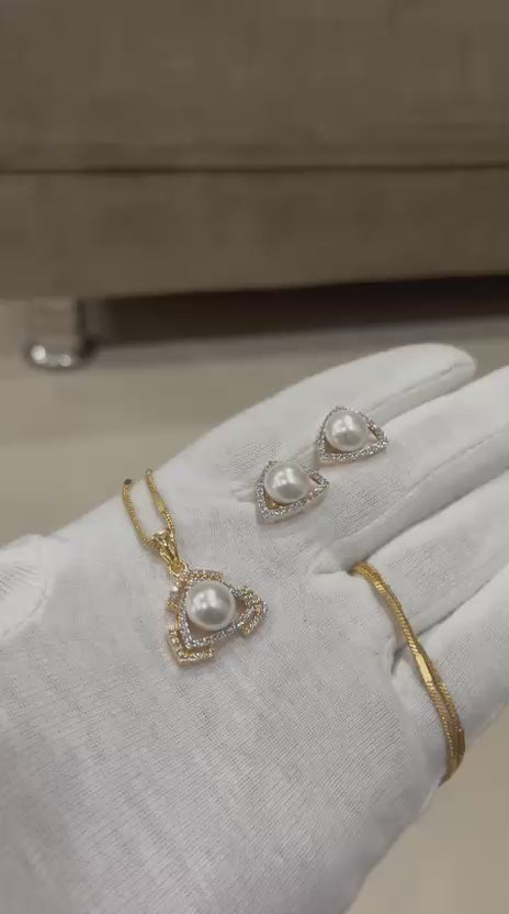 Regal Triangle Pearl Pendant & Matching Studs Set